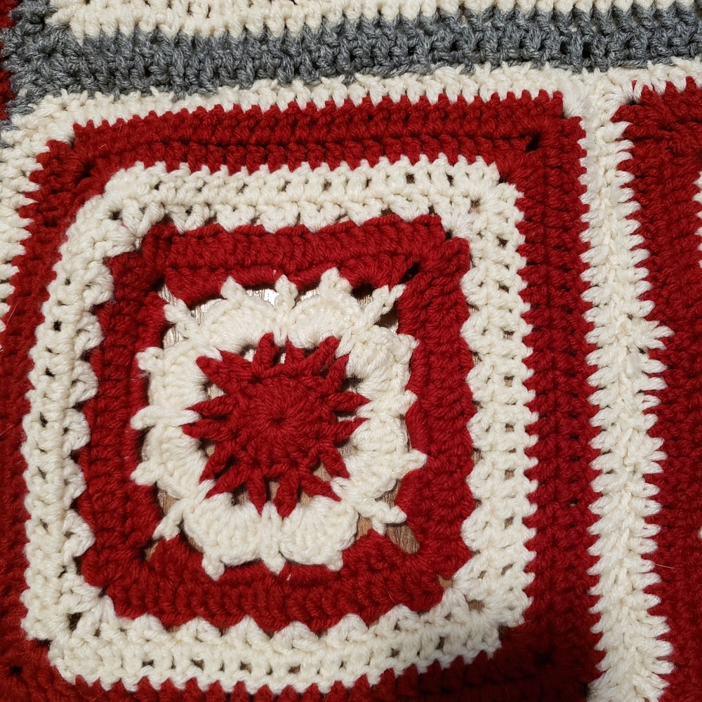 Vintage Quilt Afgan Throw Red Grey White68" × 44" in  New - Picture 4 of 14